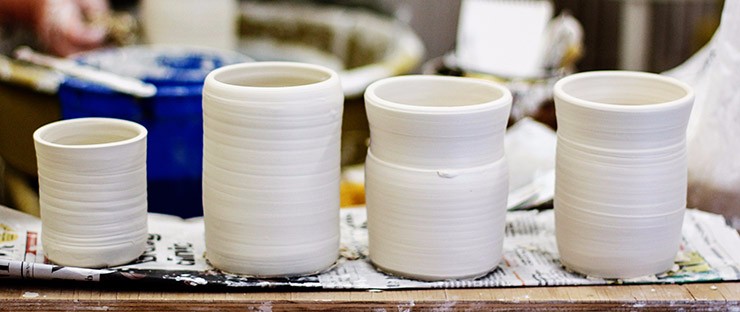 Four porcelain vessels